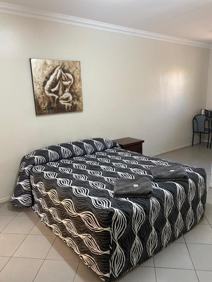 Cityside Accommodation Mount Isa Exterior photo
