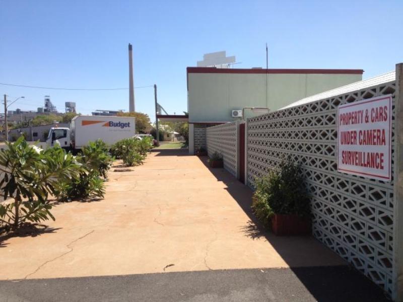 Cityside Accommodation Mount Isa Exterior photo